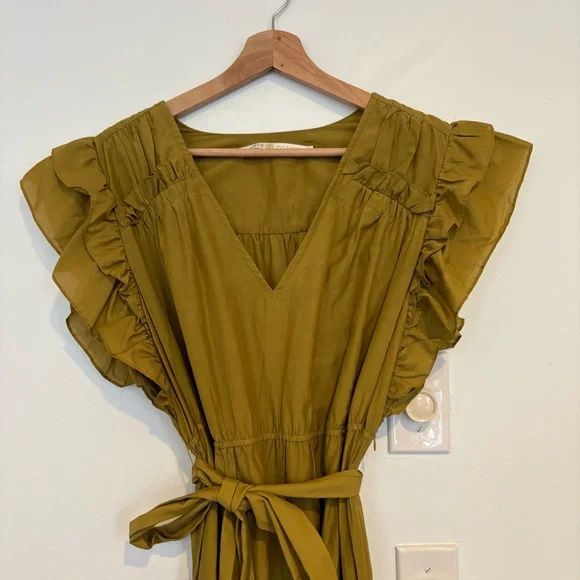 Marie Oliver || Juliet Silk-Blend Belted Ruffle Midi Dress in Green Large - Picture 3 of 10